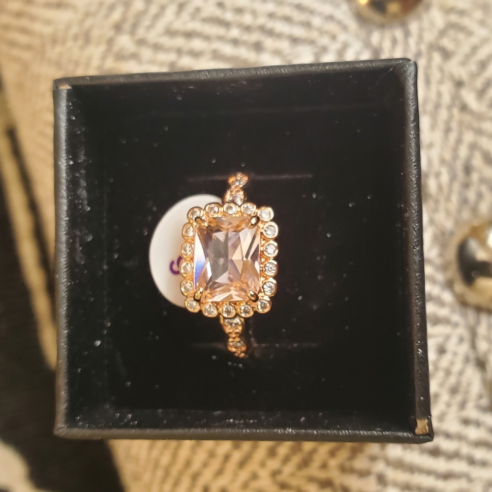 Yes Indeed size 9 ring